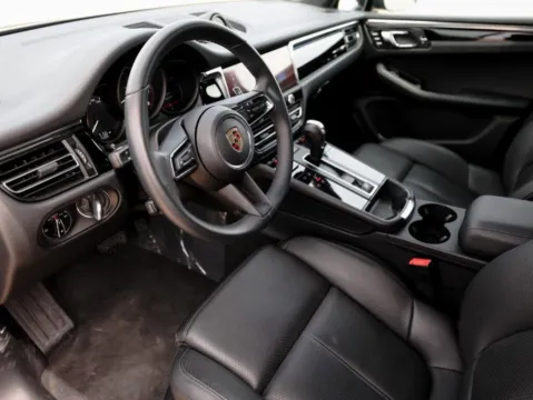 More photos of 2025 Porsche Macan at Porsche Austin, TX