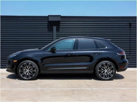 Photos of 2025 Porsche Macan for sale in Austin, TX at Porsche Austin