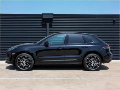 Photos of 2025 Porsche Macan for sale in Austin, TX at Porsche Austin