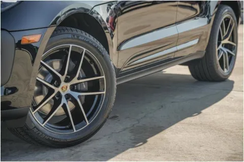 Photos of 2025 Porsche Macan for sale in Austin, TX at Porsche Austin