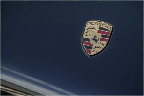 More photos of 2025 Porsche Macan at Porsche Austin, TX