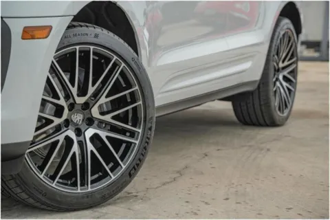 Photos of 2025 Porsche Macan for sale in Austin, TX at Porsche Austin