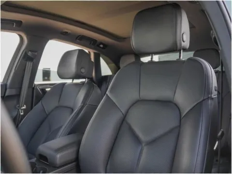 More photos of 2025 Porsche Macan at Porsche Austin, TX