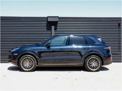 Photos of 2022 Porsche Cayenne Platinum Edition for sale in Austin, TX at Porsche Austin