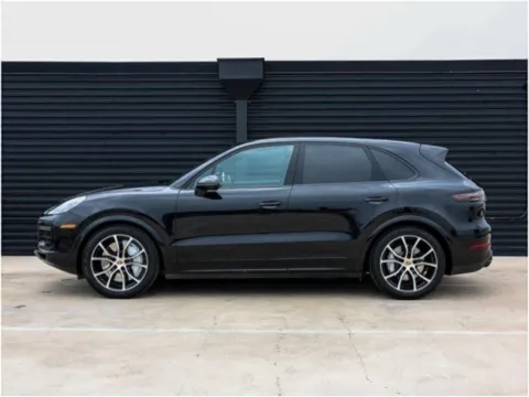 Photos of 2022 Porsche Cayenne Turbo for sale in Austin, TX at Porsche Austin