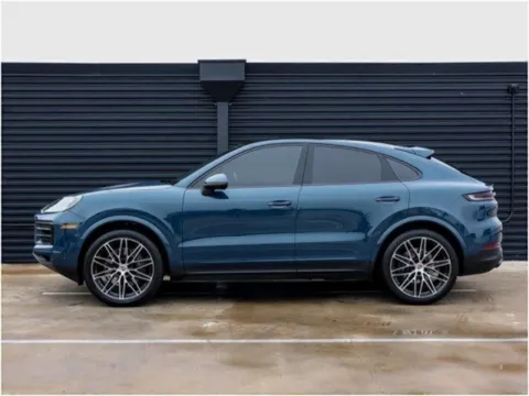 Photos of 2024 Porsche Cayenne Coupe for sale in Austin, TX at Porsche Austin