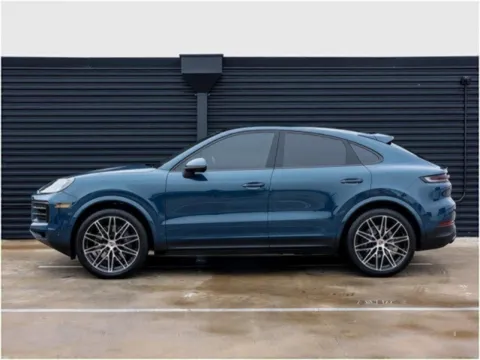 Photos of 2024 Porsche Cayenne Coupe for sale in Austin, TX at Porsche Austin