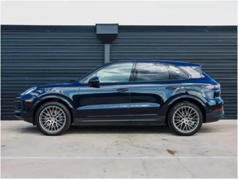 Photos of 2022 Porsche Cayenne S Platinum Edition for sale in Austin, TX at Porsche Austin