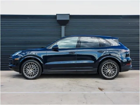 Photos of 2022 Porsche Cayenne S Platinum Edition for sale in Austin, TX at Porsche Austin
