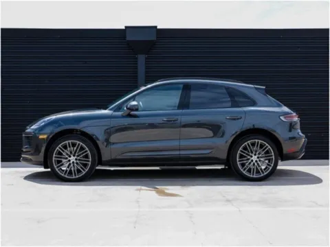 Photos of 2025 Porsche Macan Service Loaner for sale in Austin, TX at Porsche Austin