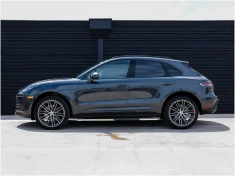 Photos of 2025 Porsche Macan Service Loaner for sale in Austin, TX at Porsche Austin