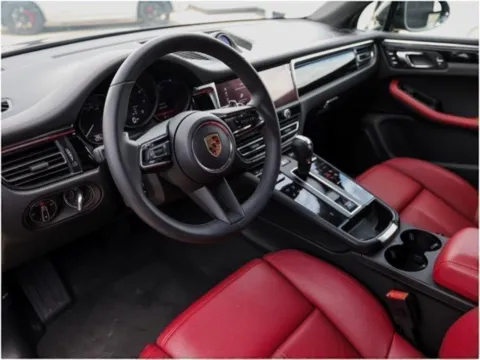 More photos of 2025 Porsche Macan Service Loaner at Porsche Austin, TX