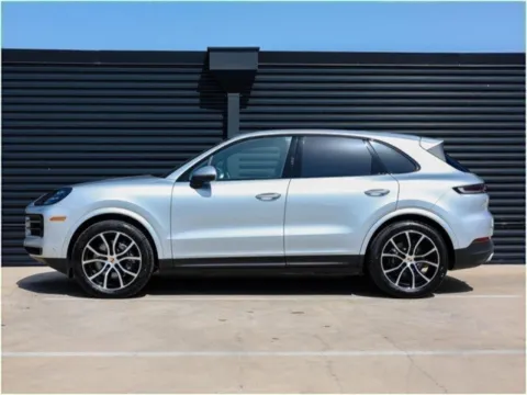 Photos of 2025 Porsche Cayenne for sale in Austin, TX at Porsche Austin