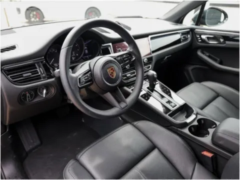 More photos of 2025 Porsche Macan Service Loaner at Porsche Austin, TX