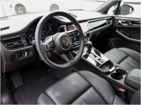 More photos of 2025 Porsche Macan Service Loaner at Porsche Austin, TX