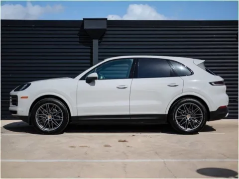 Photos of 2025 Porsche Cayenne for sale in Austin, TX at Porsche Austin