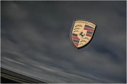 More photos of 2025 Porsche Macan at Porsche Austin, TX