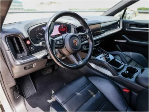 More photos of 2024 Porsche Cayenne Coupe at Porsche Austin, TX