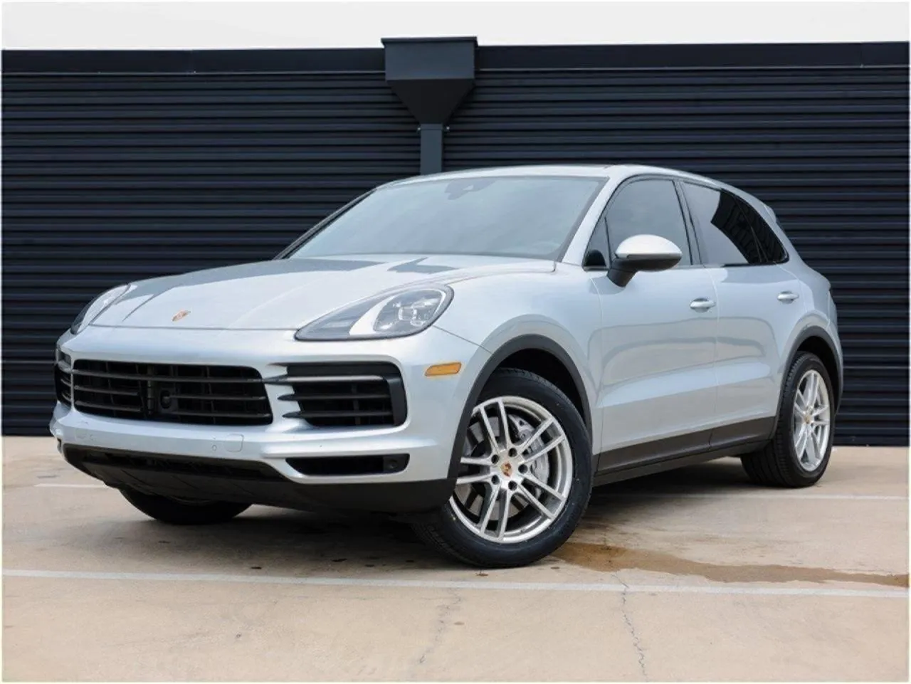 Silver 2023 Porsche Cayenne for sale in Austin, TX