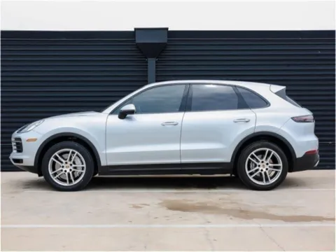 Photos of 2023 Porsche Cayenne for sale in Austin, TX at Porsche Austin