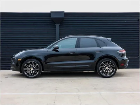 Photos of 2025 Porsche Macan for sale in Austin, TX at Porsche Austin