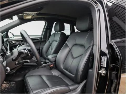 More photos of 2025 Porsche Macan at Porsche Austin, TX