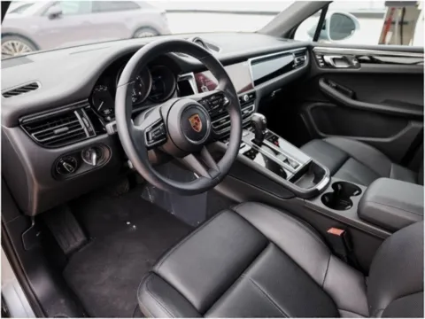 More photos of 2025 Porsche Macan at Porsche Austin, TX