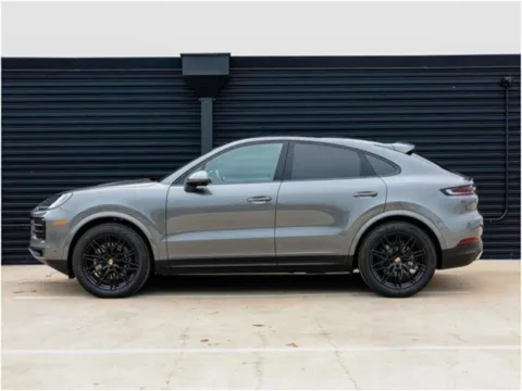 Photos of 2025 Porsche Cayenne Coupe for sale in Austin, TX at Porsche Austin