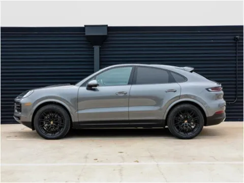 Photos of 2025 Porsche Cayenne Coupe for sale in Austin, TX at Porsche Austin