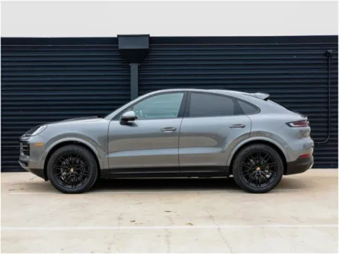 Photos of 2025 Porsche Cayenne Coupe for sale in Austin, TX at Porsche Austin