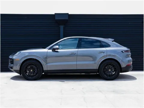 Photos of 2025 Porsche Cayenne Coupe for sale in Austin, TX at Porsche Austin
