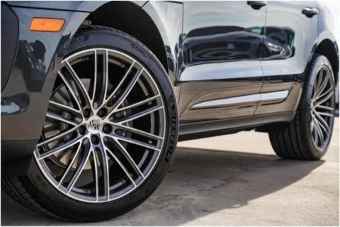Photos of 2025 Porsche Macan for sale in Austin, TX at Porsche Austin