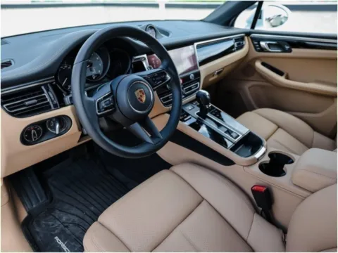 More photos of 2023 Porsche Macan S at Porsche Austin, TX