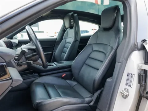 More photos of 2022 Porsche Taycan 4S at Porsche Austin, TX