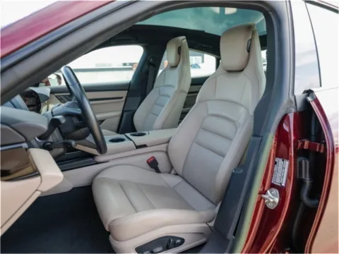 More photos of 2022 Porsche Taycan 4S at Porsche Austin, TX