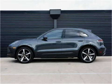 Photos of 2023 Porsche Macan for sale in Austin, TX at Porsche Austin