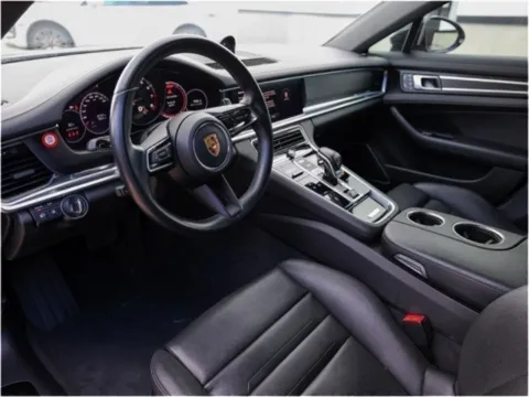 More photos of 2022 Porsche Panamera 4 Platinum Edition at Porsche Austin, TX