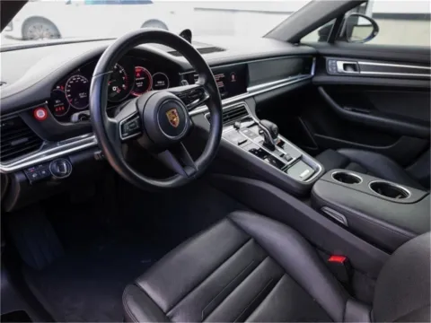 More photos of 2022 Porsche Panamera 4 Platinum Edition at Porsche Austin, TX