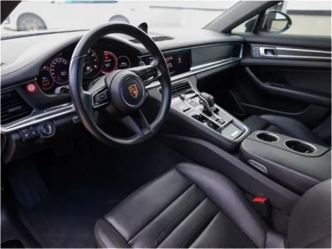 More photos of 2022 Porsche Panamera 4 Platinum Edition at Porsche Austin, TX
