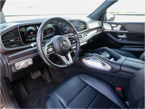 More photos of 2022 Mercedes-Benz GLE 450 at Porsche Austin, TX