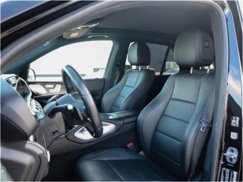 More photos of 2022 Mercedes-Benz GLE 450 at Porsche Austin, TX