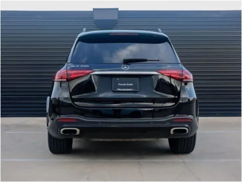 More photos of 2022 Mercedes-Benz GLE 450 at Porsche Austin, TX