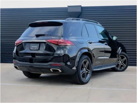 More photos of 2022 Mercedes-Benz GLE 450 at Porsche Austin, TX