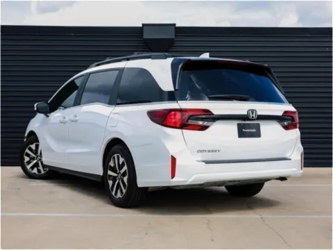 Another view of 2025 Honda Odyssey EX-L for sale in Austin, TX at Porsche Austin