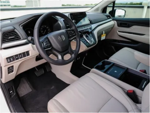 More photos of 2025 Honda Odyssey EX-L at Porsche Austin, TX