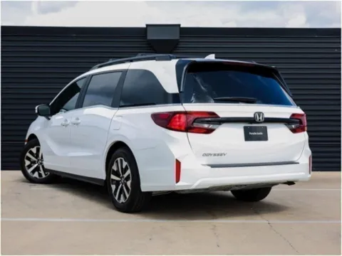 Another view of 2025 Honda Odyssey EX-L for sale in Austin, TX at Porsche Austin