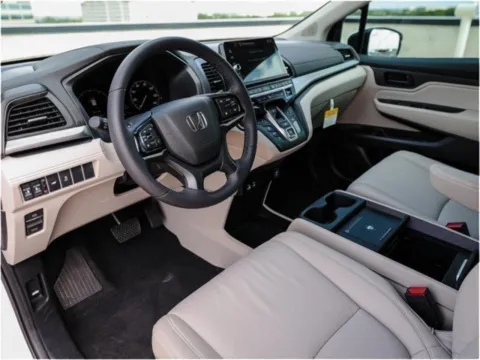 More photos of 2025 Honda Odyssey EX-L at Porsche Austin, TX