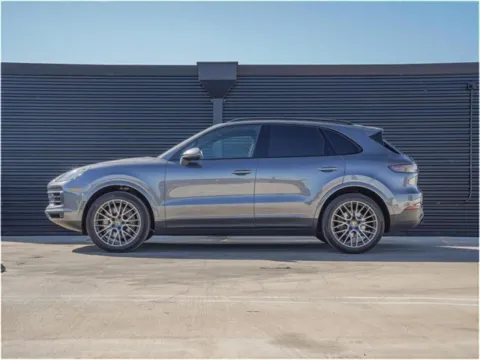 Photos of 2022 Porsche Cayenne for sale in Austin, TX at Porsche Austin