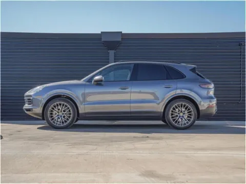 Photos of 2022 Porsche Cayenne for sale in Austin, TX at Porsche Austin