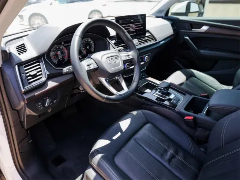 More photos of 2022 Audi Q5 Premium Plus at Porsche Austin, TX